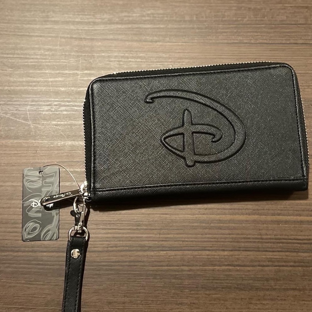 Buckle down Disney wallet